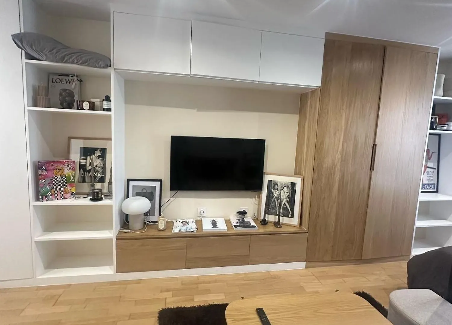Apartment Studio Champs Elysee Paris